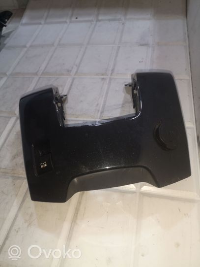 Peugeot 5008 Panneau de garniture console centrale 9686404177