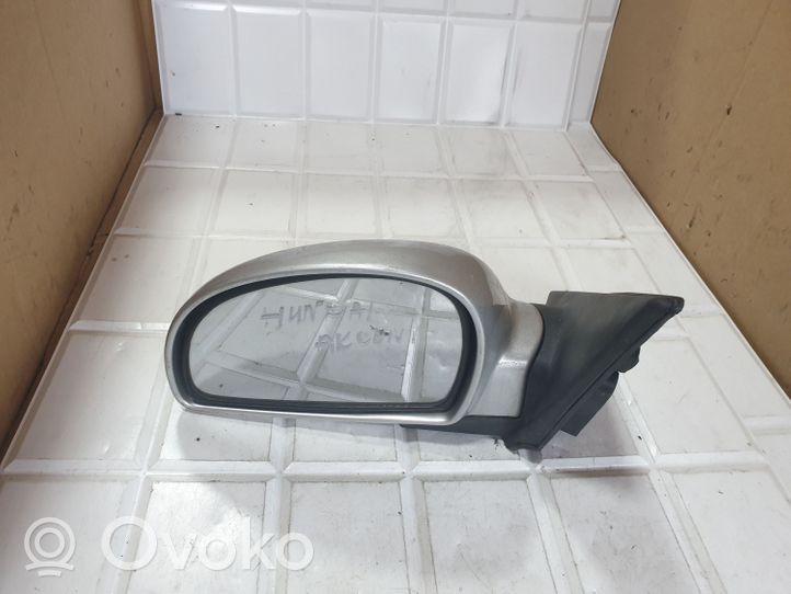 Hyundai Accent Front door electric wing mirror 210424