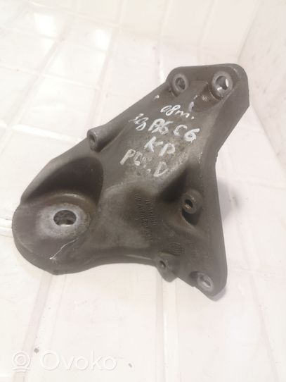 Audi A6 Allroad C6 Supporto di montaggio scatola del cambio 4F0399113B