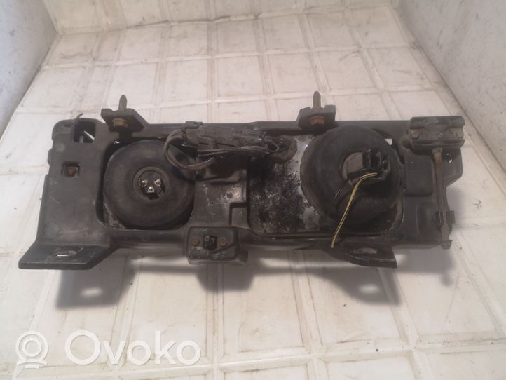 Pontiac Trans Sport Phare frontale 16516299