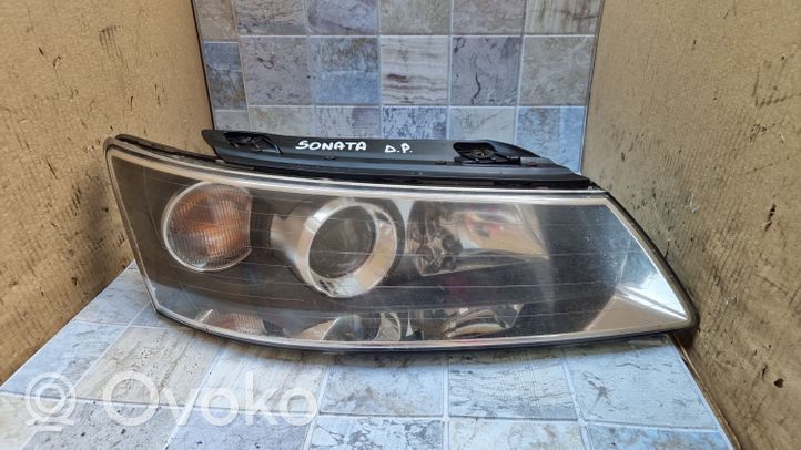 Hyundai Sonata Lampa przednia 921023KXXX