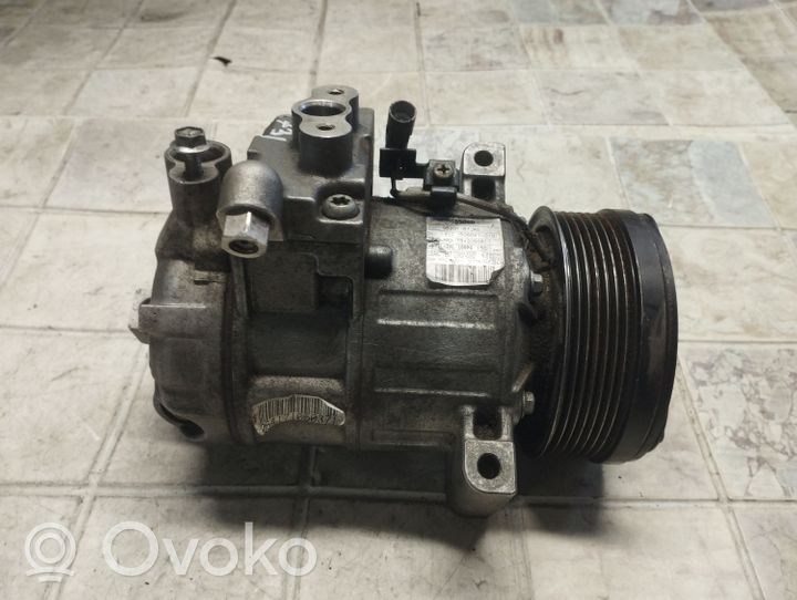Suzuki Grand Vitara II Ilmastointilaitteen kompressorin pumppu (A/C) 9520167JAO