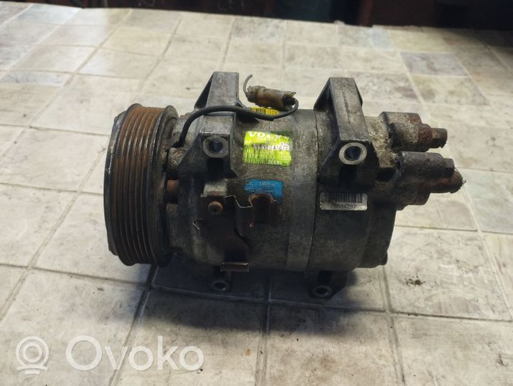 Volvo S60 Compresseur de climatisation 8684287