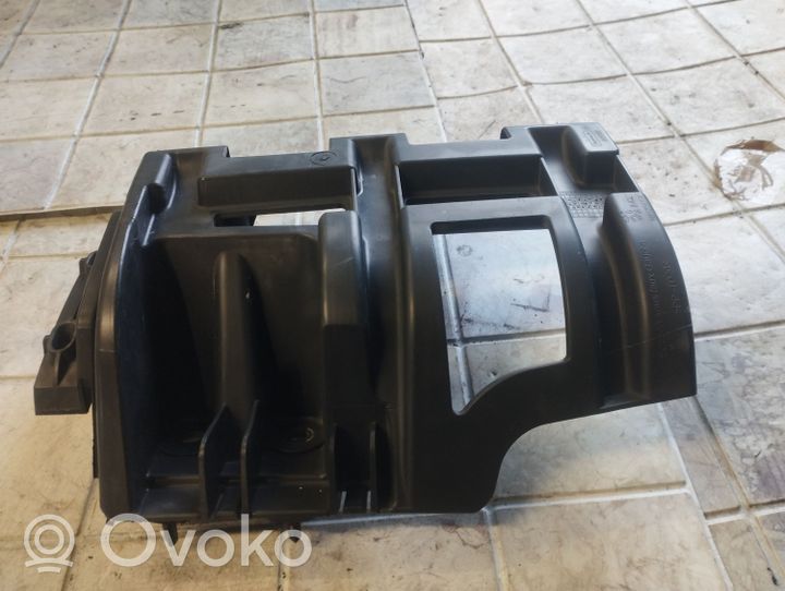 Peugeot 5008 Support de pare-chocs arrière 9686264180