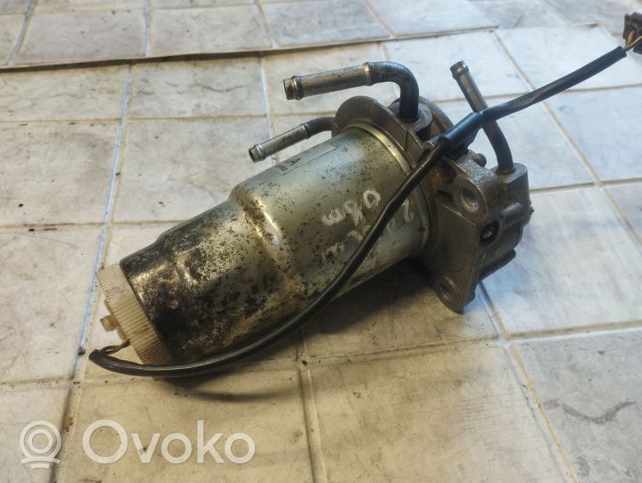 Toyota Corolla Verso AR10 Filtro de combustible 23390YZZHA