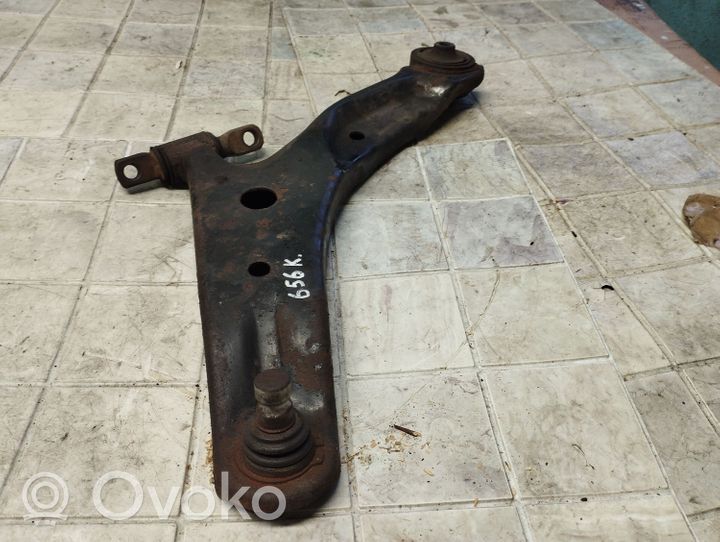 Hyundai Santa Fe Brazo de suspensión/horquilla inferior delantero 5450226XX