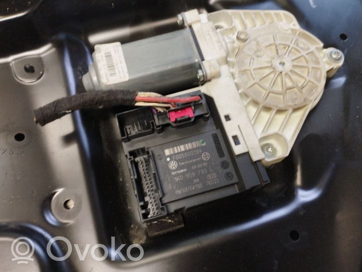 Volkswagen PASSAT B6 Elektryczny podnośnik szyby drzwi przednich 0717110471