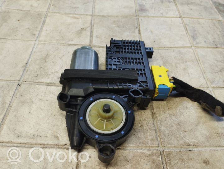 Citroen C4 I Picasso Motorino alzacristalli della portiera anteriore 9682495880