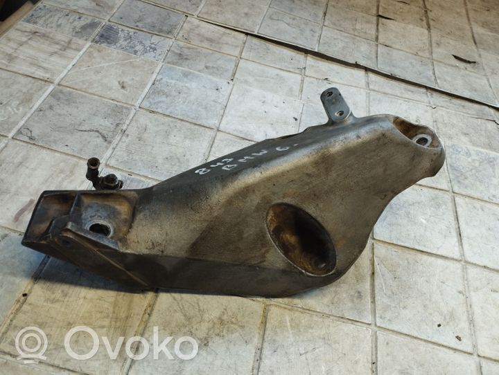 BMW X6 E71 Engine mounting bracket 22116787489