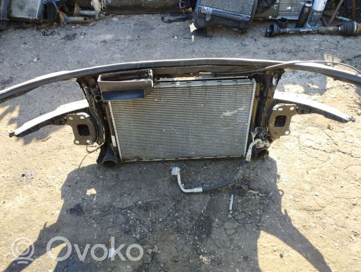 Audi A3 S3 8L Radiatorių panelė (televizorius) 