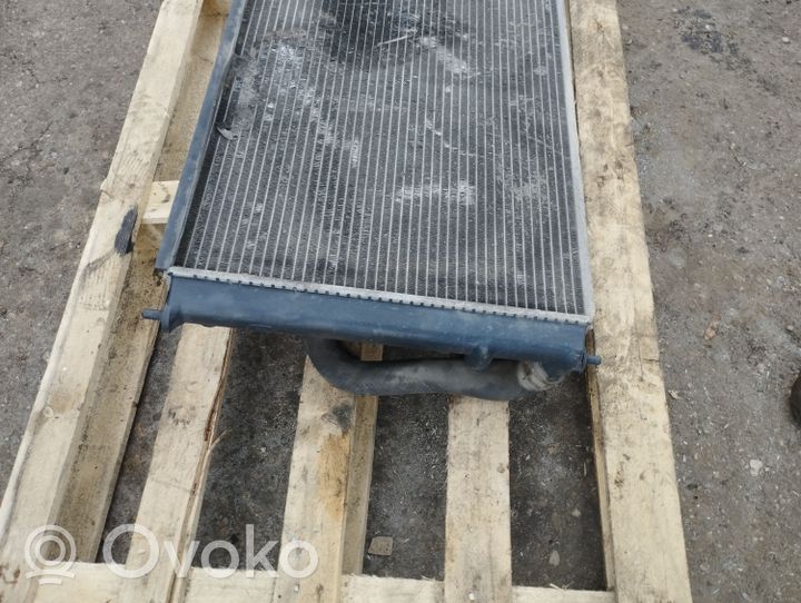 Hyundai H-1, Starex, Satellite Radiateur de refroidissement 253104A110