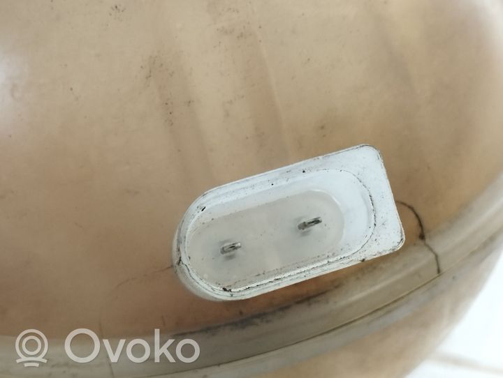 Volkswagen Tiguan Serbatoio di compensazione del liquido refrigerante/vaschetta 1K0121407A