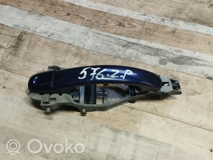 Volkswagen Golf V Klamka zewnętrzna drzwi tylnych 1K0837886A