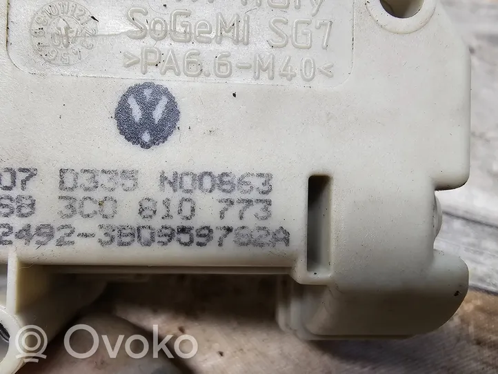 Volkswagen PASSAT B6 Degalų bako dangtelio spynos varikliukas 3B0959782A