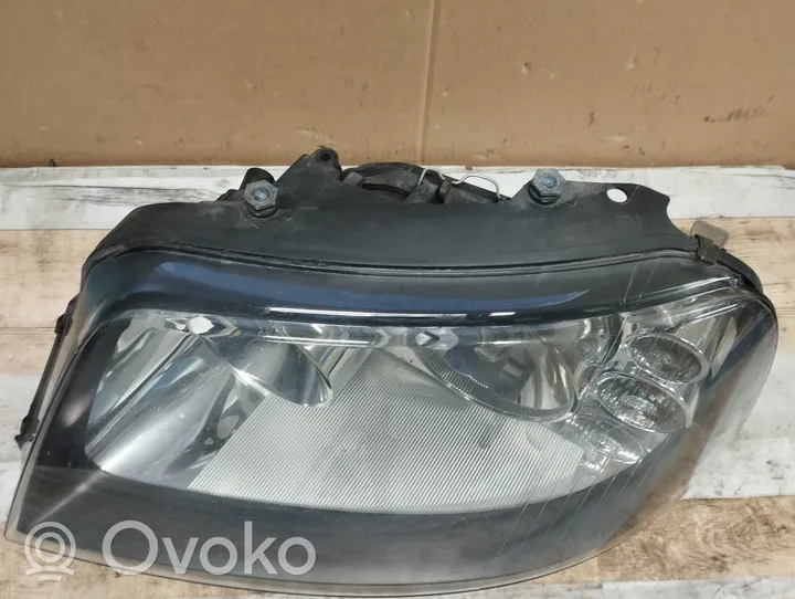 Seat Alhambra (Mk1) Lampa przednia 0301182211