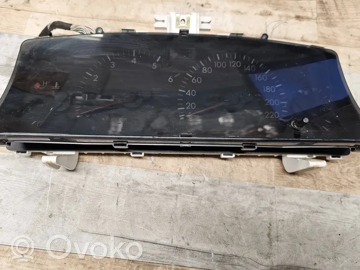 Toyota Corolla Verso E121 Compteur de vitesse tableau de bord 8380013150