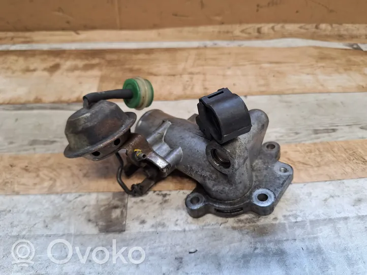 Toyota Yaris Throttle valve 