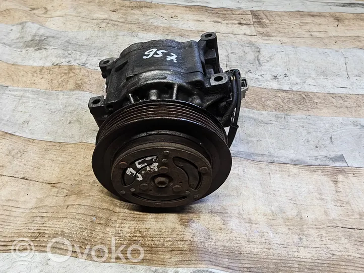 Toyota Yaris Ilmastointilaitteen kompressorin pumppu (A/C) 4472607350
