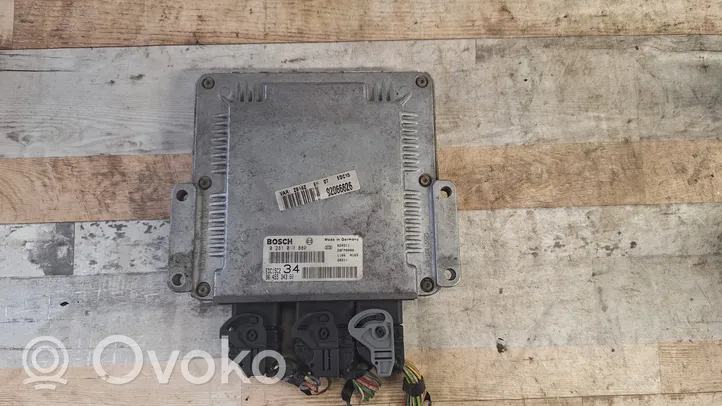 Peugeot 607 Calculateur moteur ECU 0281010880