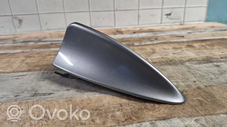 BMW 5 E60 E61 Aerial GPS antenna 6957345