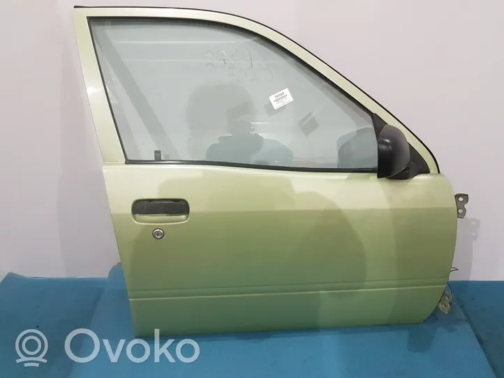 Toyota Starlet (P90) V Priekinės durys 6Q9