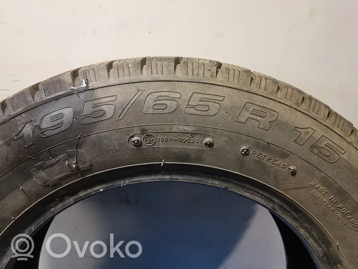 Volkswagen Touran I R17 winter tire 