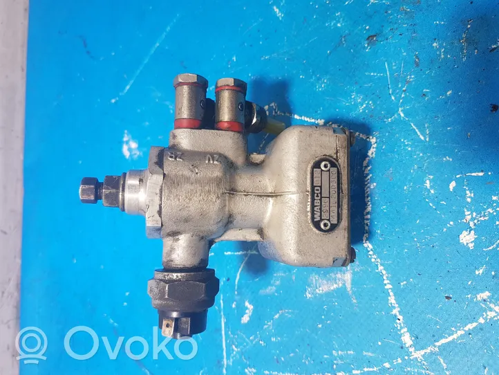 Volvo 960 Vacuum valve 4410200300