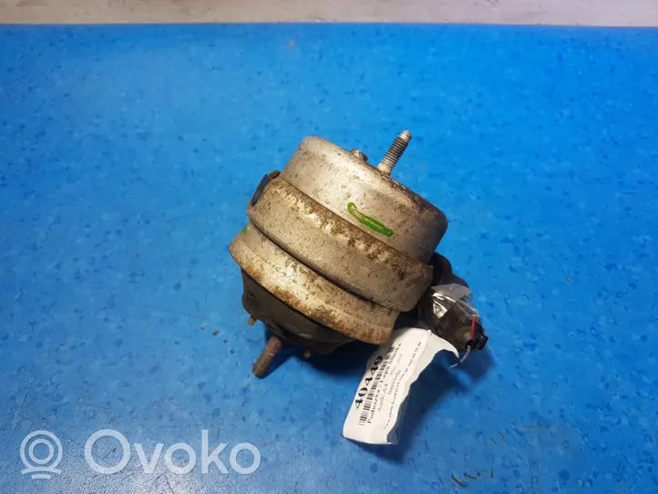 Audi A4 S4 B7 8E 8H Valvola di depressione sul supporto motore W18136