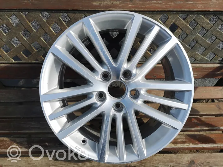 Volkswagen Golf VI R17 alloy rim 