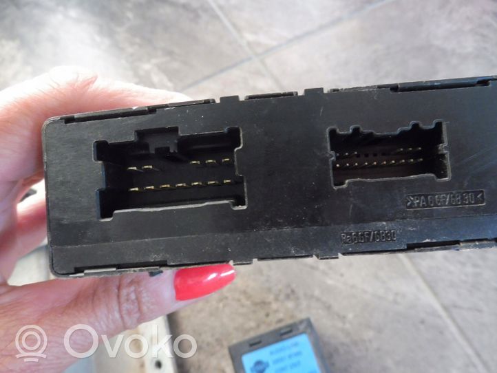 Nissan Primera Juego de cerradura y set ECU del motor 