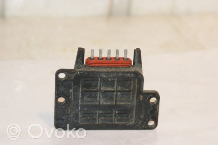 Opel Corsa B Module d'allumage 16174349