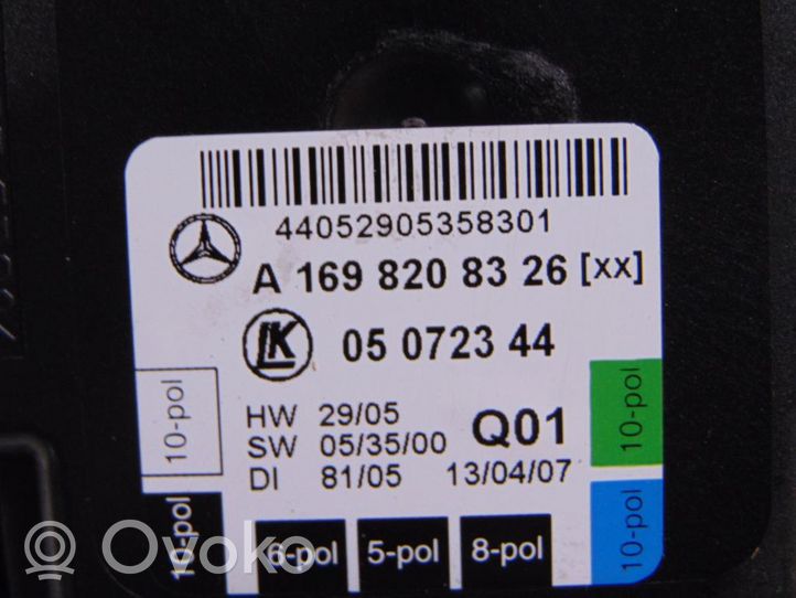 Mercedes-Benz B W245 Durų elektronikos valdymo blokas A1698208326