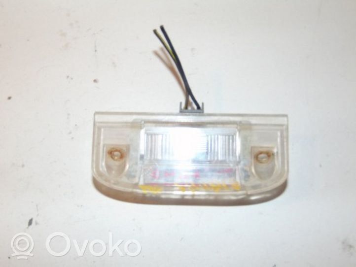 Chrysler Voyager Lampa oświetlenia tylnej tablicy rejestracyjnej 4576235