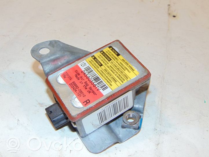 Toyota Avensis T220 Sensor impacto/accidente para activar Airbag 8986005010