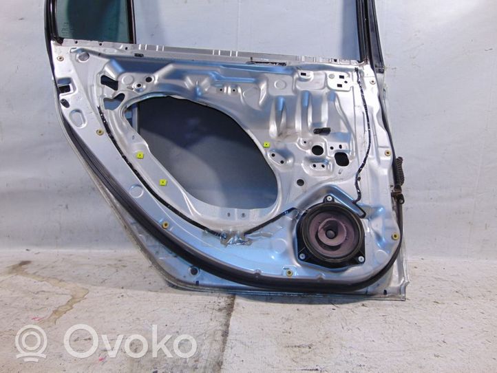 Toyota Avensis T220 Galinės durys 6700405050