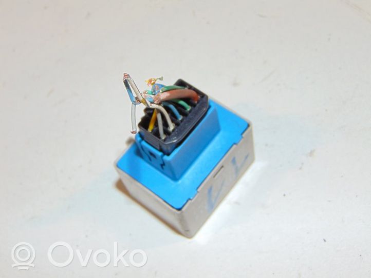 Toyota RAV 4 (XA30) Hazard warning light relay 8198046010