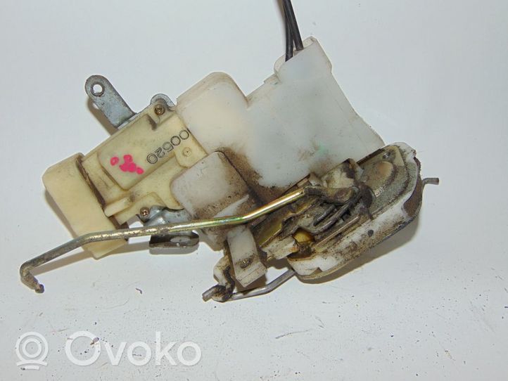 Toyota Prius (XW10) Serrure de porte avant 6904047020