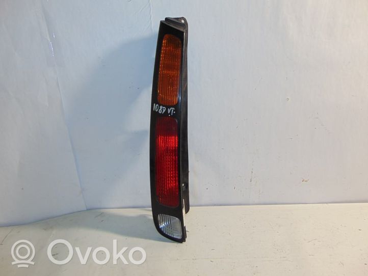 Toyota Sprinter Carib Lampa tylna 8156013381