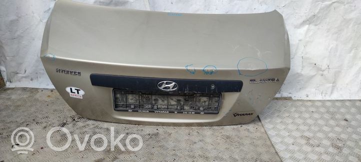 Hyundai Elantra Aizmugurējais pārsegs (bagāžnieks) 692002D590