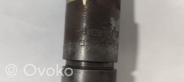 Volkswagen Caddy Injecteur de carburant 028130202R