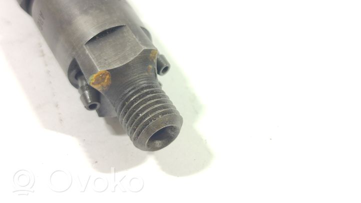 Mercedes-Benz E W210 Injecteur de carburant A0000101051