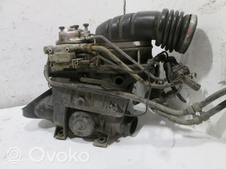 Volkswagen PASSAT B3 MONO injection 051133028J