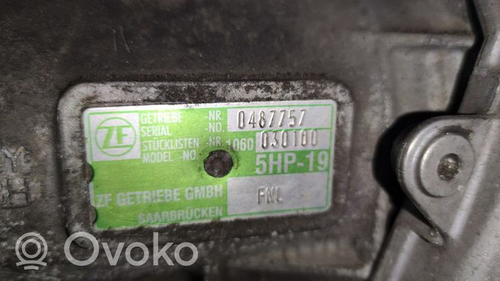 Volkswagen PASSAT B5.5 Scatola del cambio automatico 01V300051FX