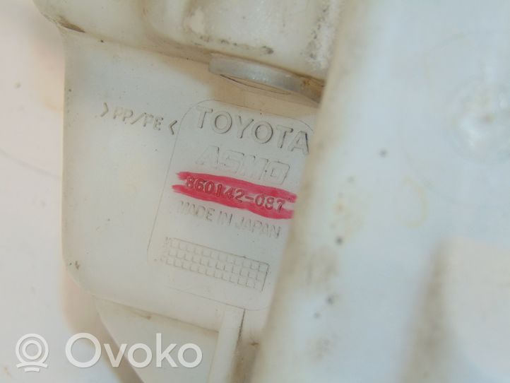 Toyota Previa (XR30, XR40) II Zbiornik płynu do spryskiwaczy szyby przedniej / czołowej 8531528110