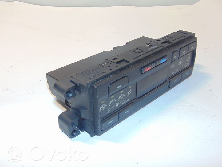 Infiniti QX4 Climate control unit 2776170T03