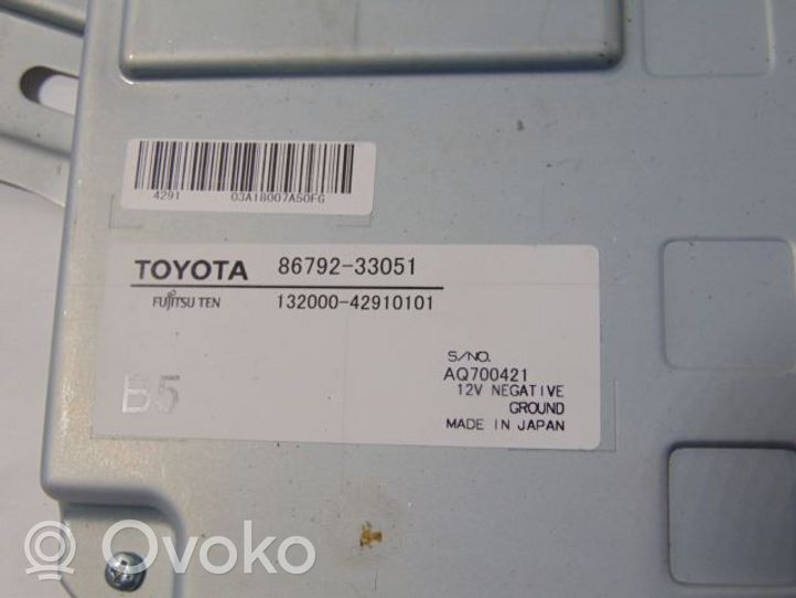 Toyota Camry VIII XV70  Pysäköintitutkan (PCD) ohjainlaite/moduuli 8679233051