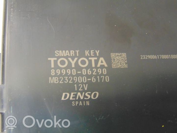 Toyota Camry VIII XV70  Avaimettoman käytön ohjainlaite/moduuli 8999006290