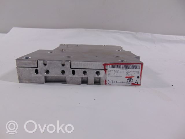 Toyota Avensis T270 Unité / module navigation GPS 868400W013