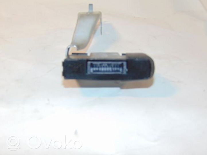 Toyota Avensis T270 Boîtier module alarme 8978005080