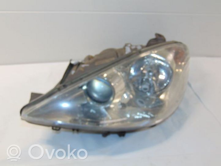 Peugeot 807 Lampa przednia 6208F1